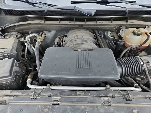 2023 GMC Yukon SLT - Photo 31