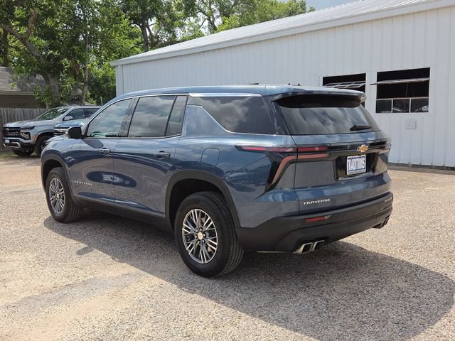2024 Chevrolet Traverse LS - Photo 40