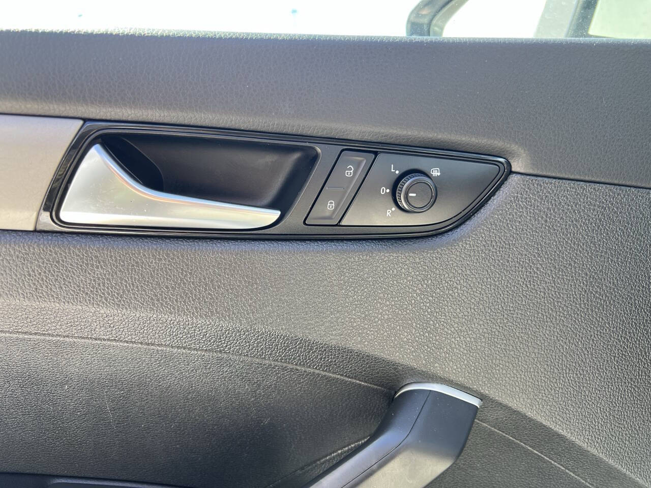 2021 Volkswagen Passat S - Photo 13