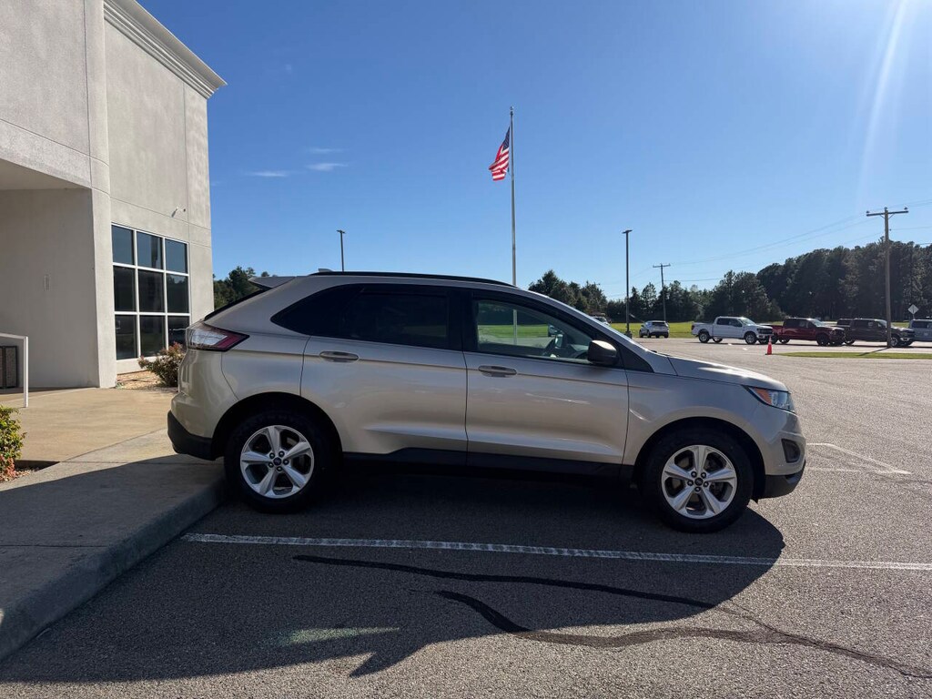 Used 2018 Ford Edge SE 4dr Crossover SUV