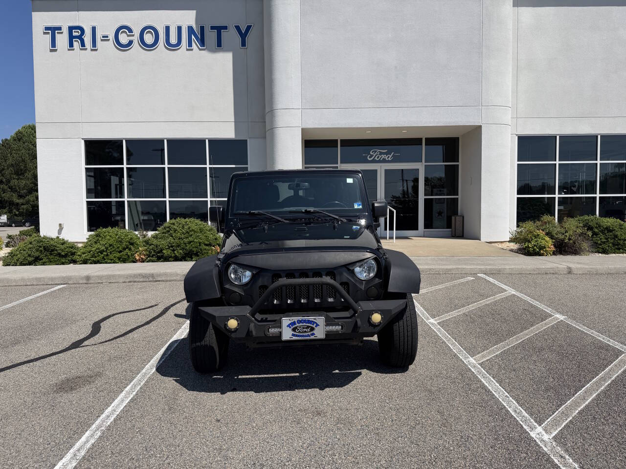 Used 2016 Jeep Wrangler Unlimited Sport S with VIN 1C4BJWDG4GL132705 for sale in Keysville, VA