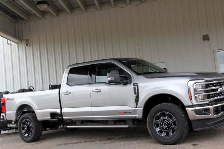 2027 Ford F-350 Super Duty XLT