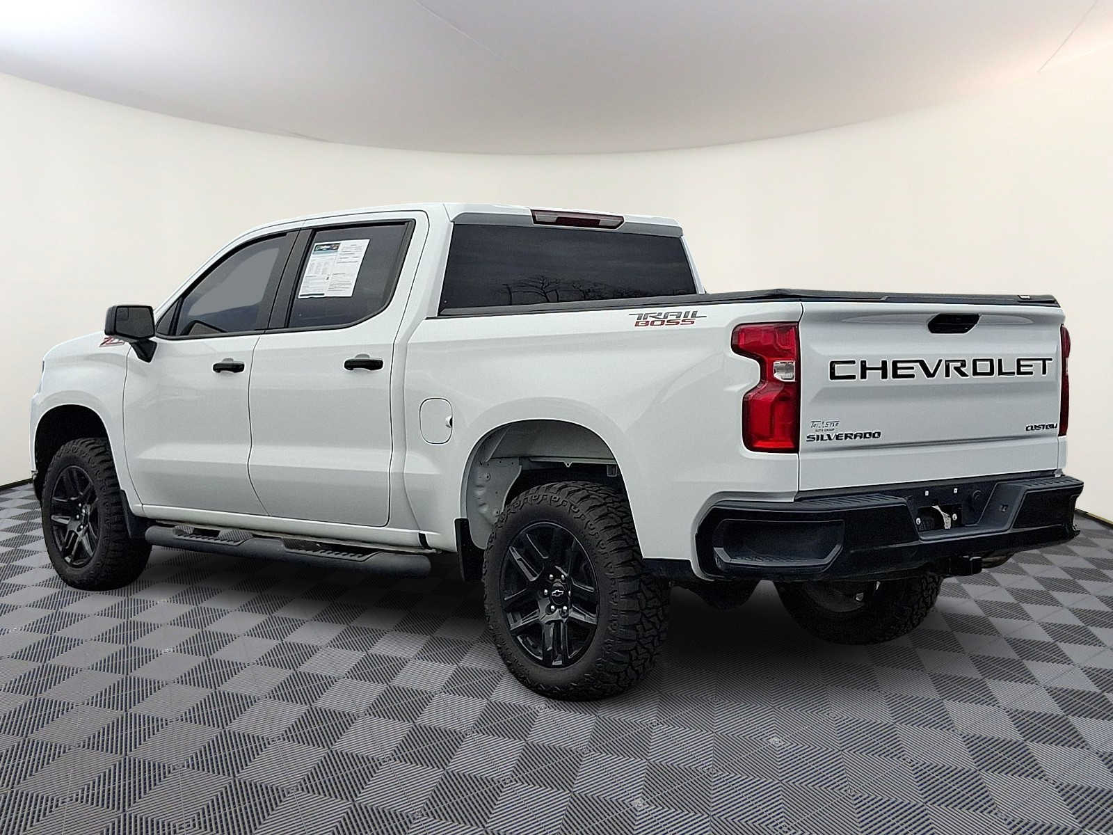 2022 Chevrolet Silverado 1500 Limited Custom - Photo 8