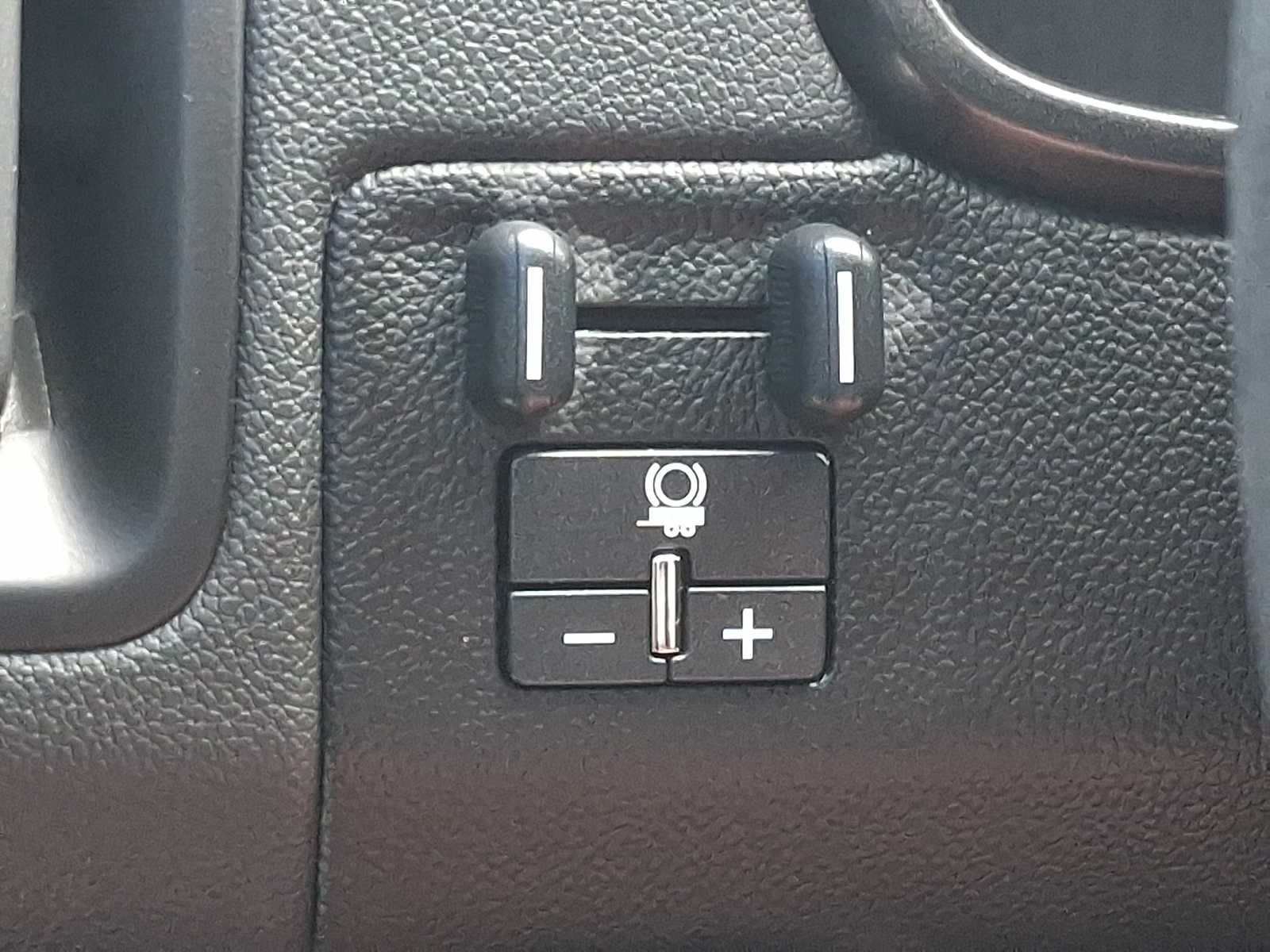 2022 Chevrolet Colorado ZR2 - Photo 23