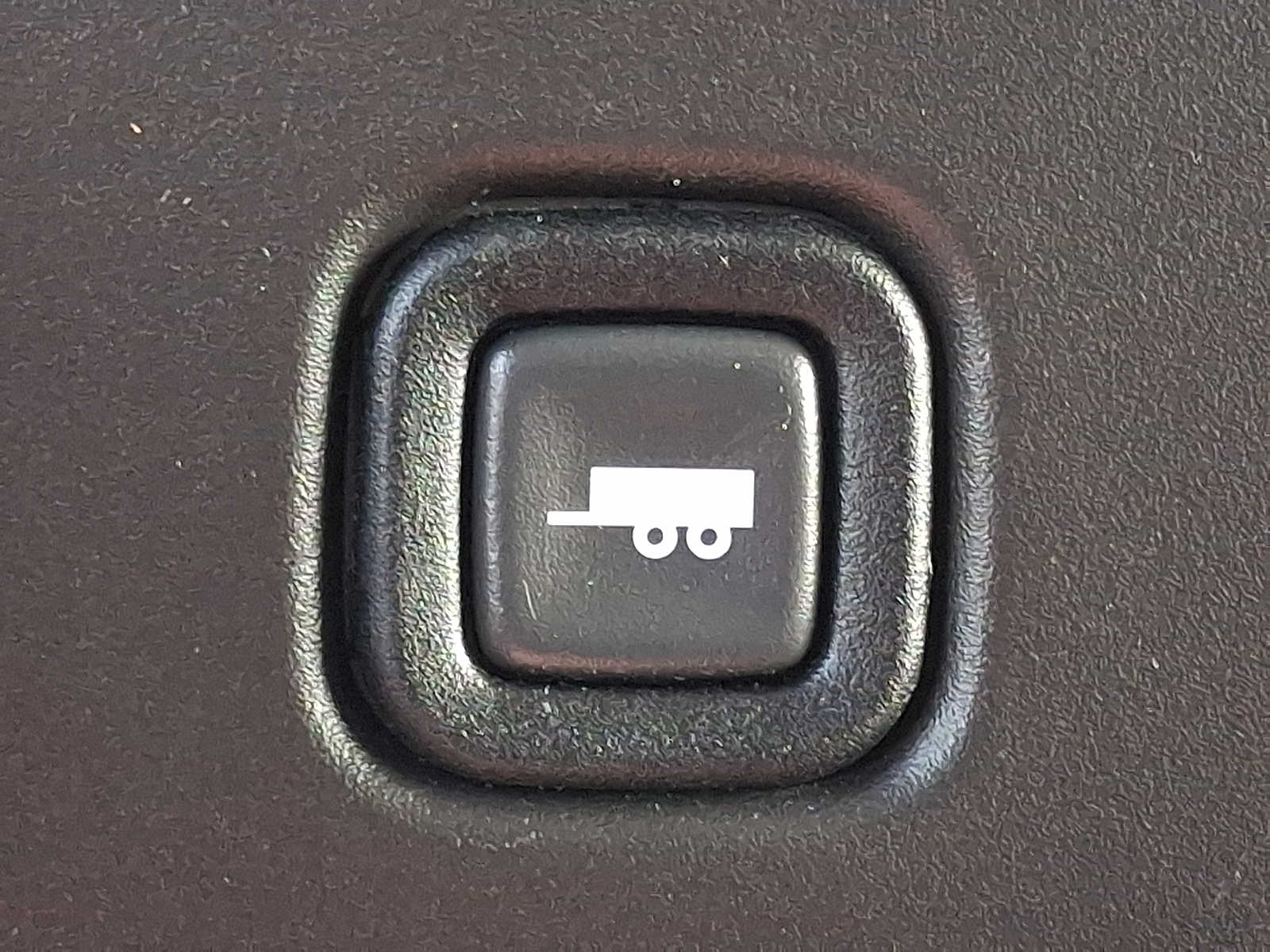 2024 GMC Savana Cargo Work Van - Photo 46