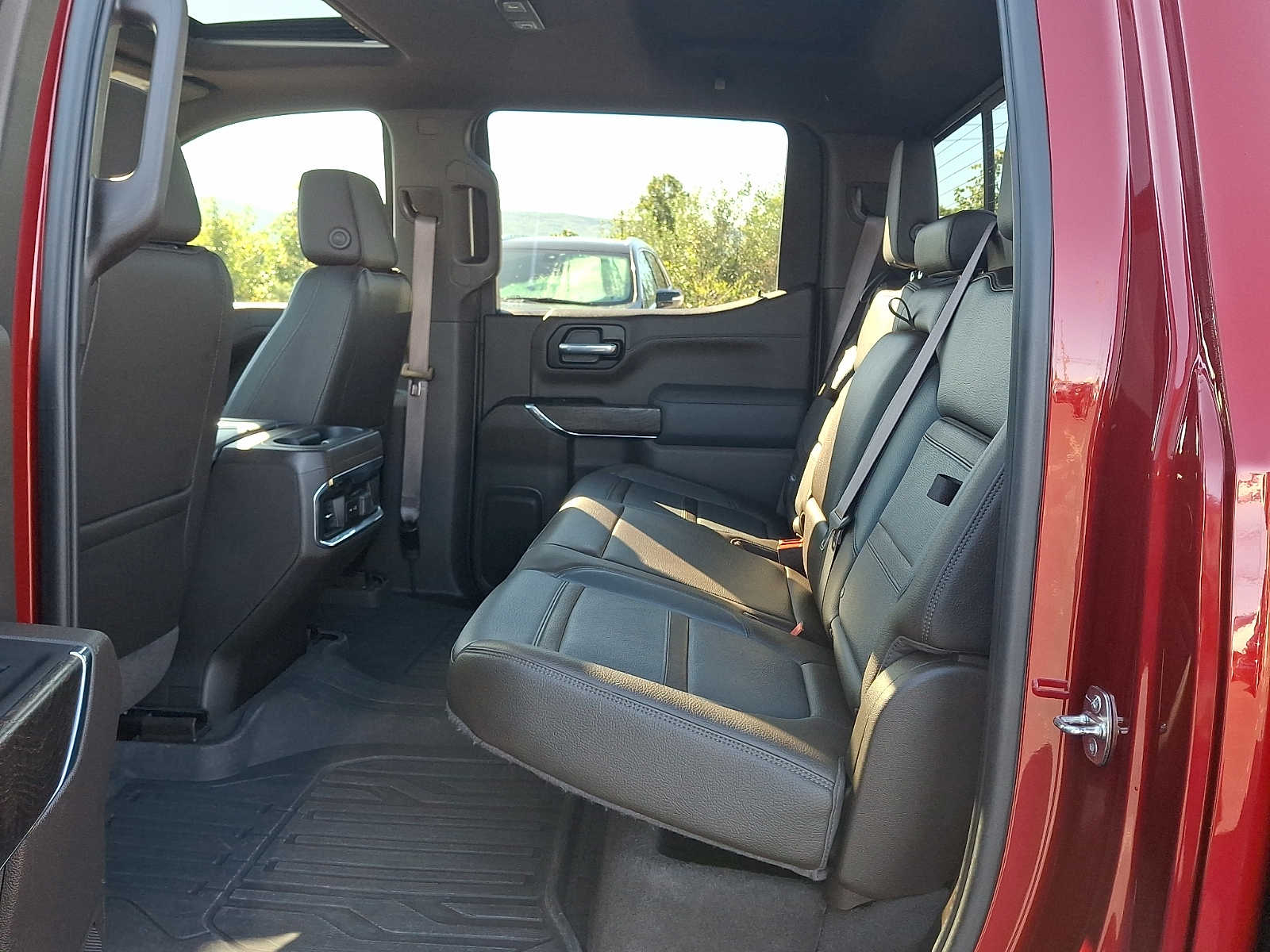 2022 GMC Sierra 1500 Limited Denali - Photo 10