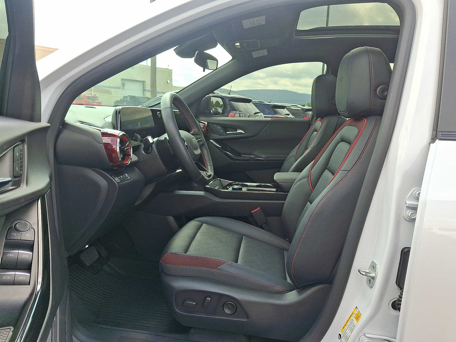 2025 Chevrolet Equinox RS - Photo 15