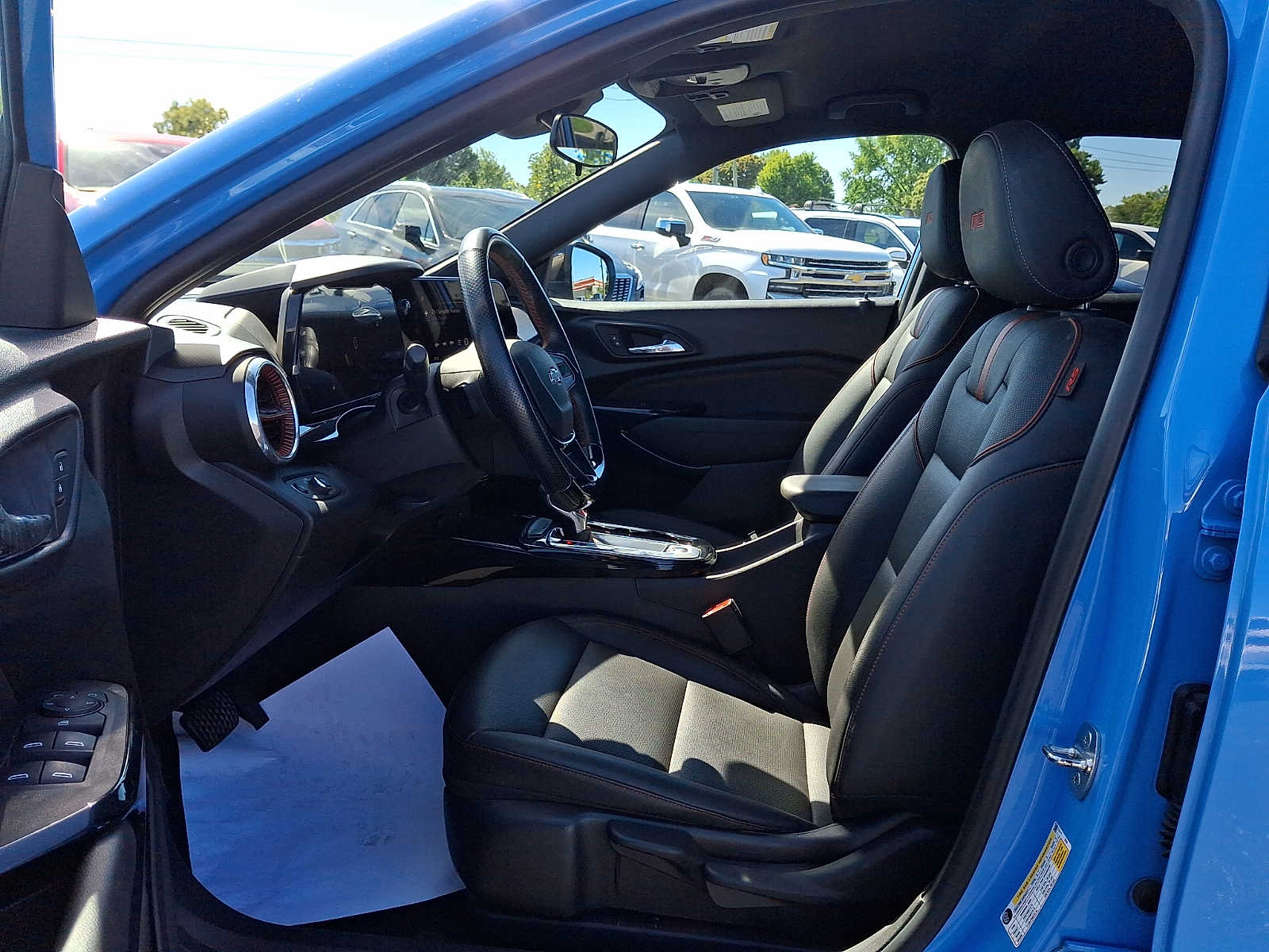2024 Chevrolet Trax RS - Photo 14