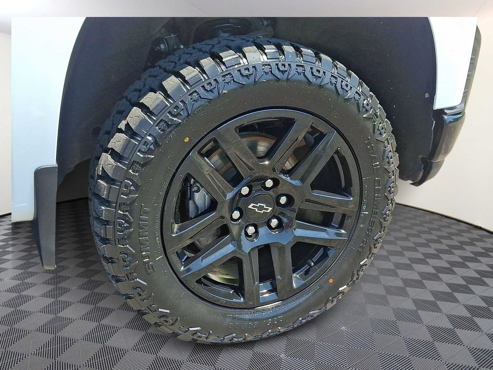 2022 Chevrolet Silverado 1500 Limited Custom - Photo 15