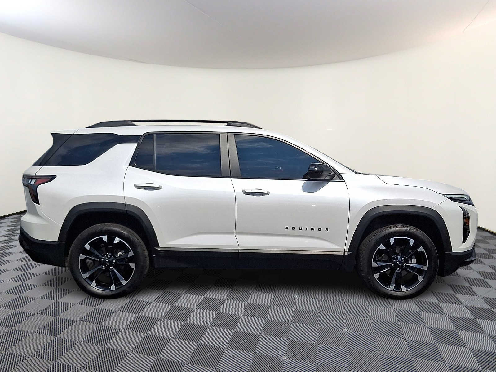 2025 Chevrolet Equinox RS - Photo 7