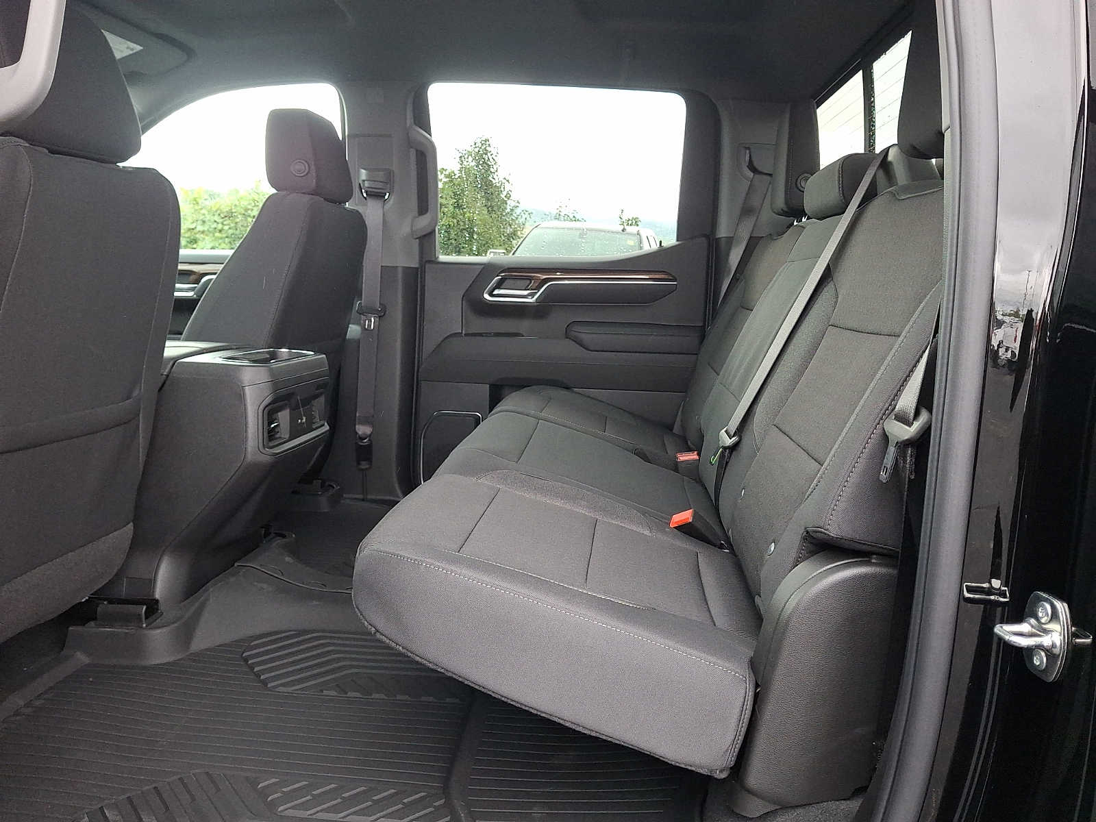 2026 Chevrolet Silverado 1500 LT Trail Boss - Photo 6