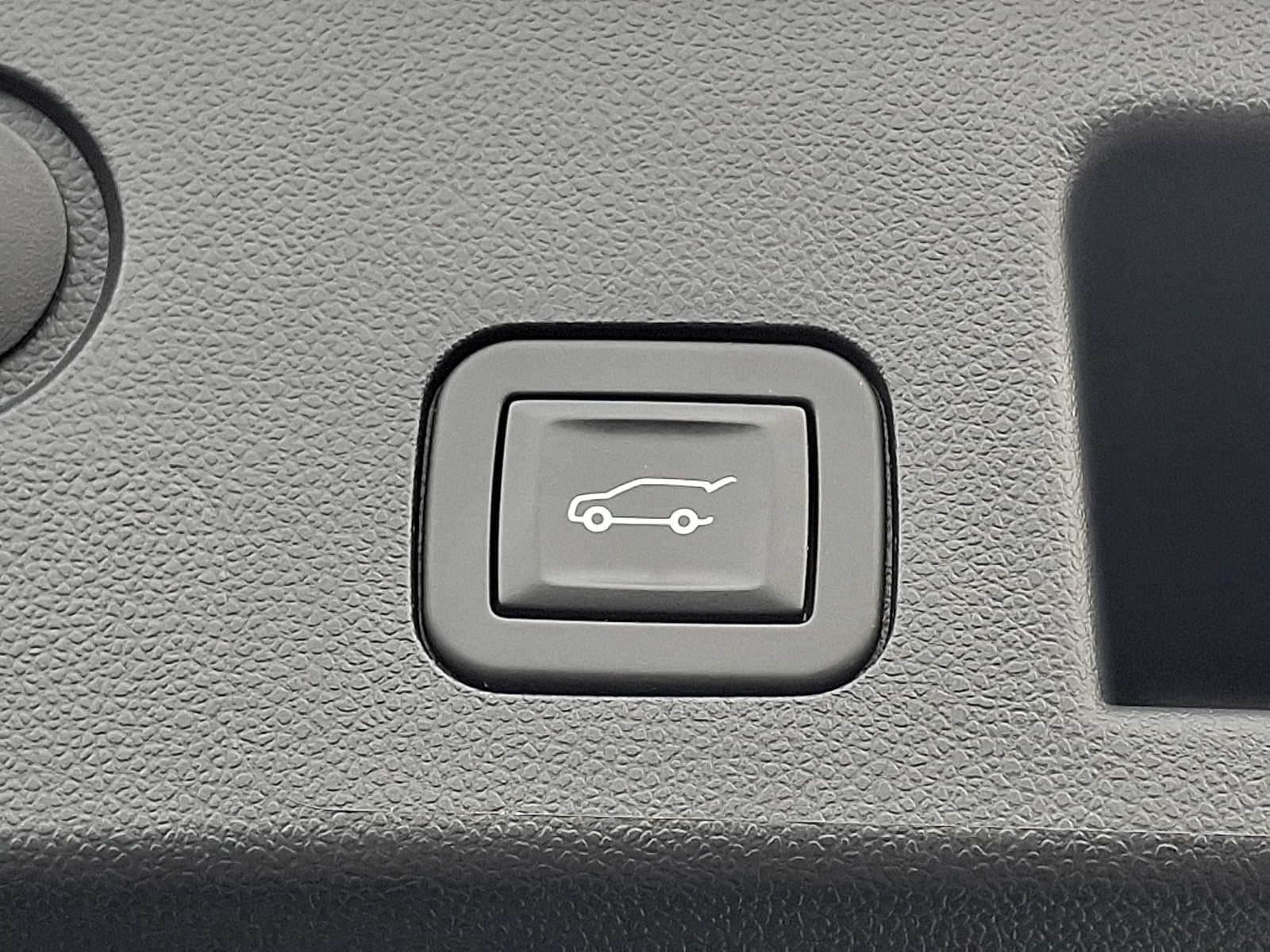2025 Chevrolet Equinox RS - Photo 31