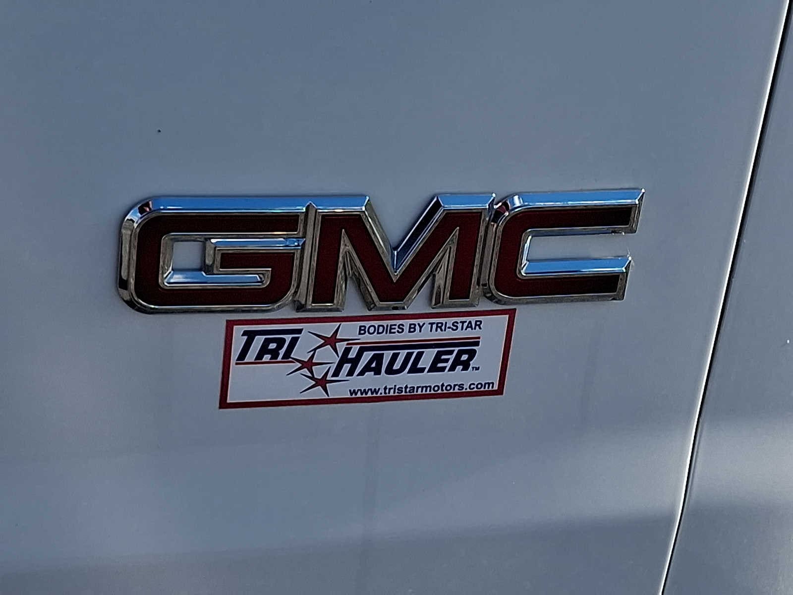 2024 GMC Savana Cargo Work Van - Photo 61