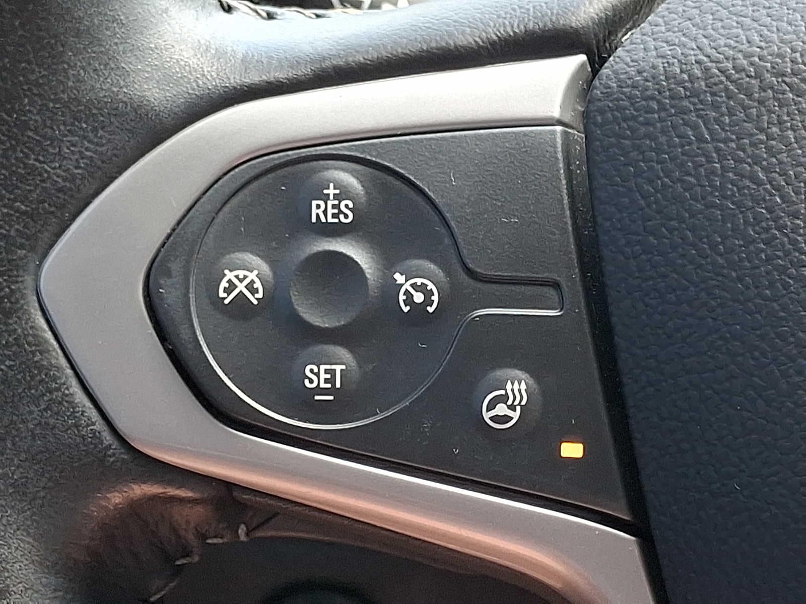 2022 Chevrolet Colorado ZR2 - Photo 20