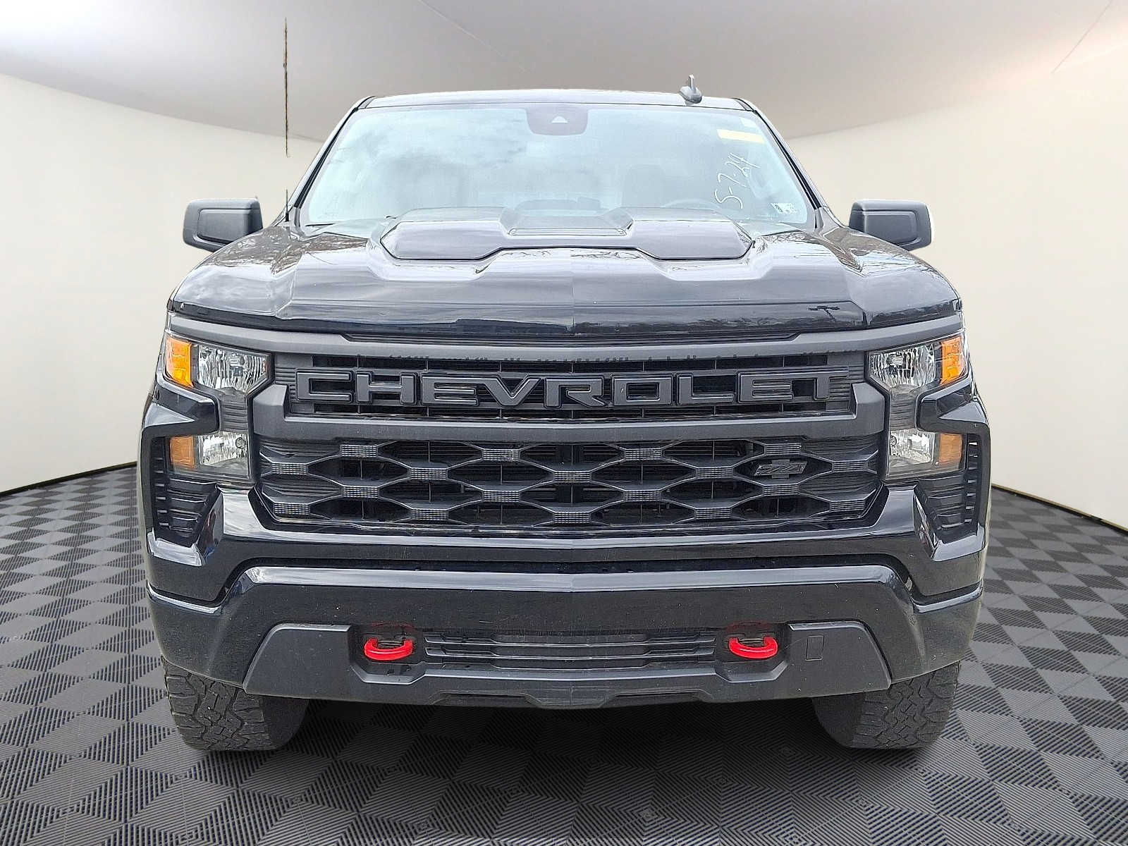 2023 Chevrolet Silverado 1500 Custom - Photo 3