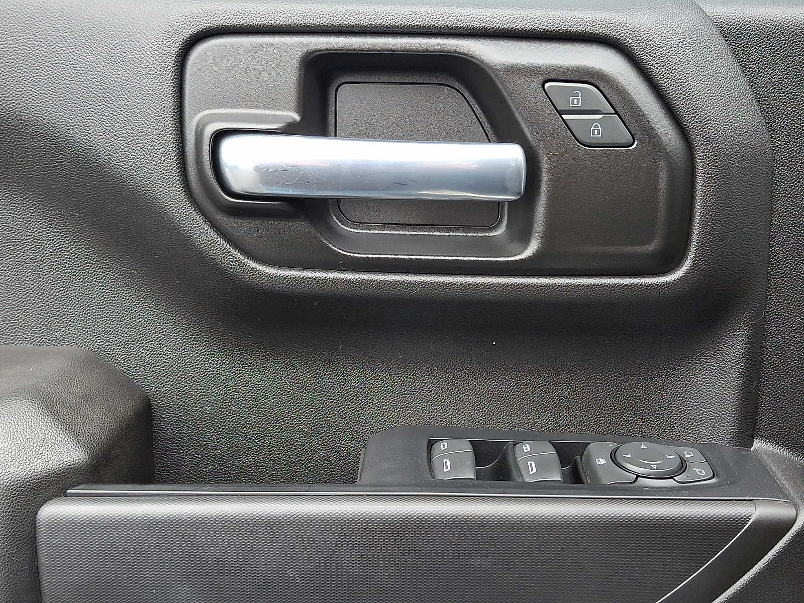 2022 Chevrolet Silverado 1500 Limited Custom - Photo 24