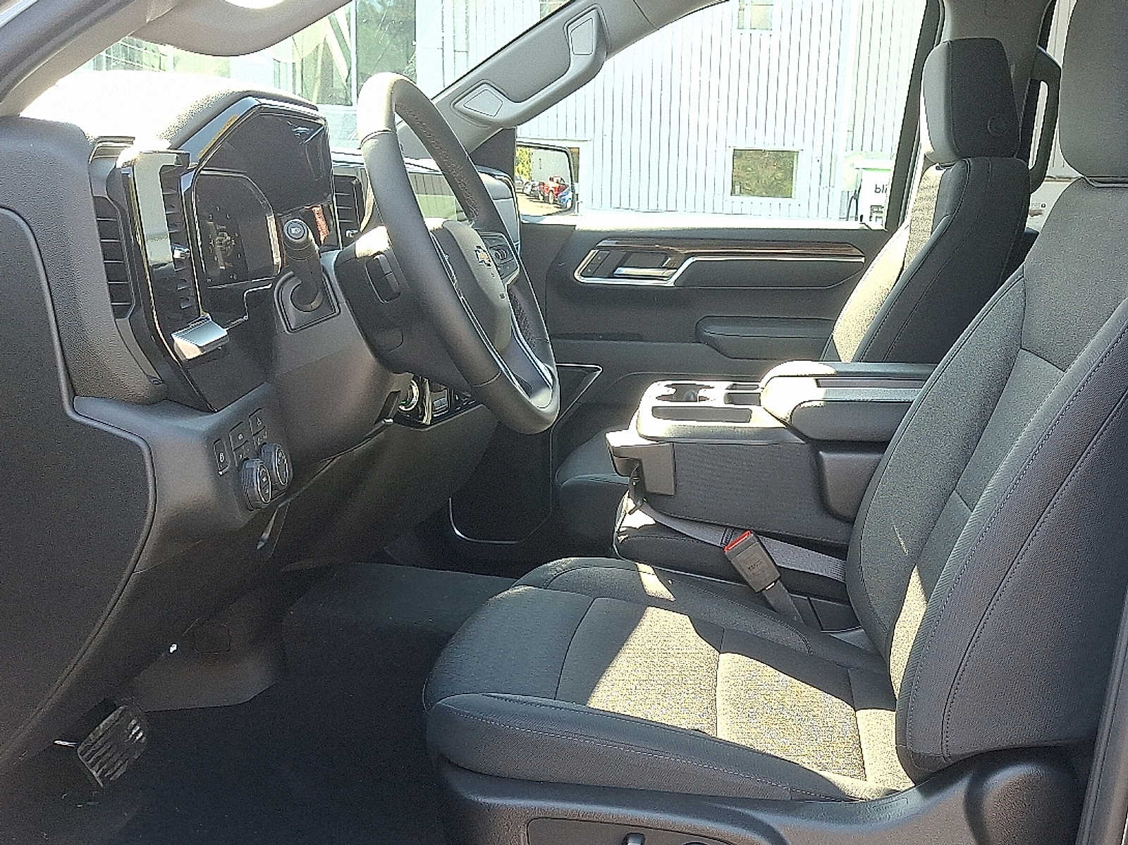 2026 Chevrolet Silverado 1500 LT - Photo 8