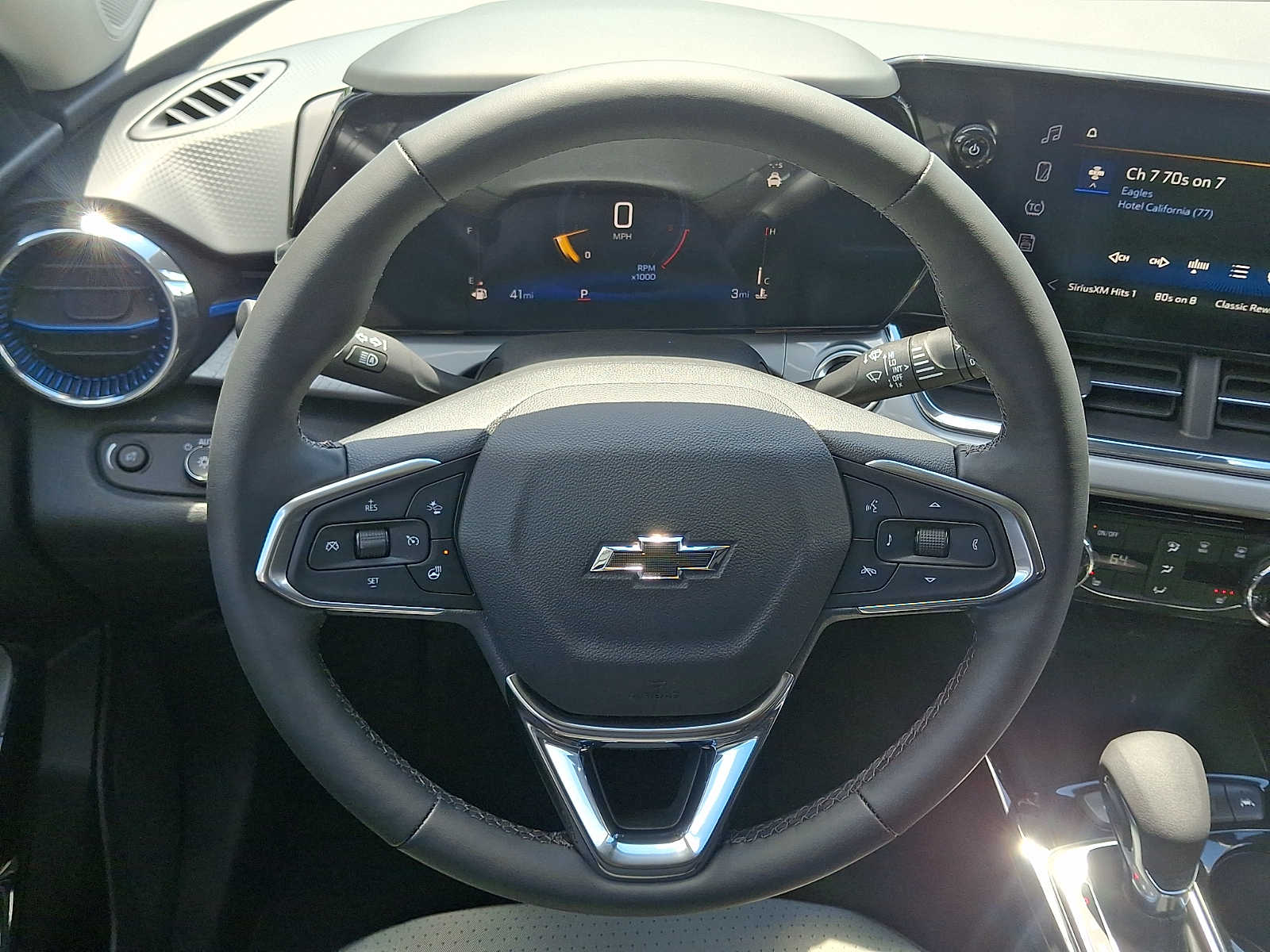 2026 Chevrolet Trax LT - Photo 7