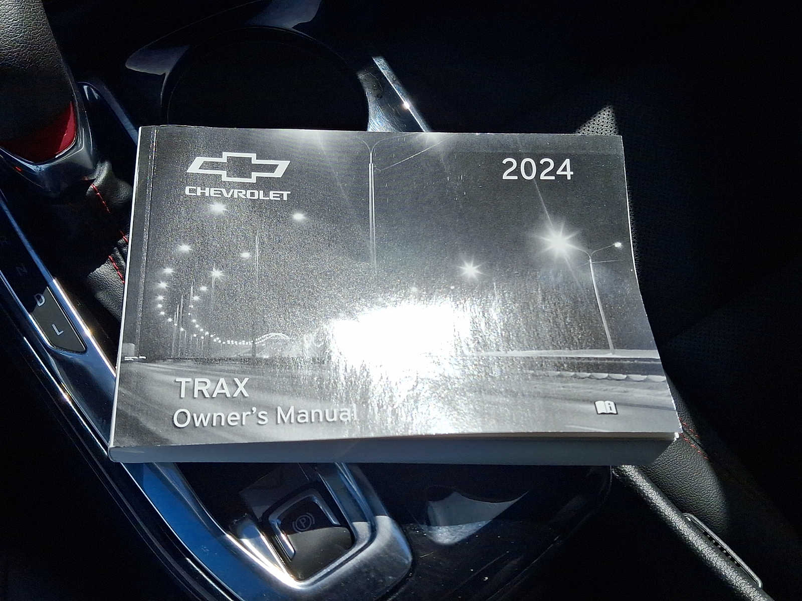 2024 Chevrolet Trax RS - Photo 27