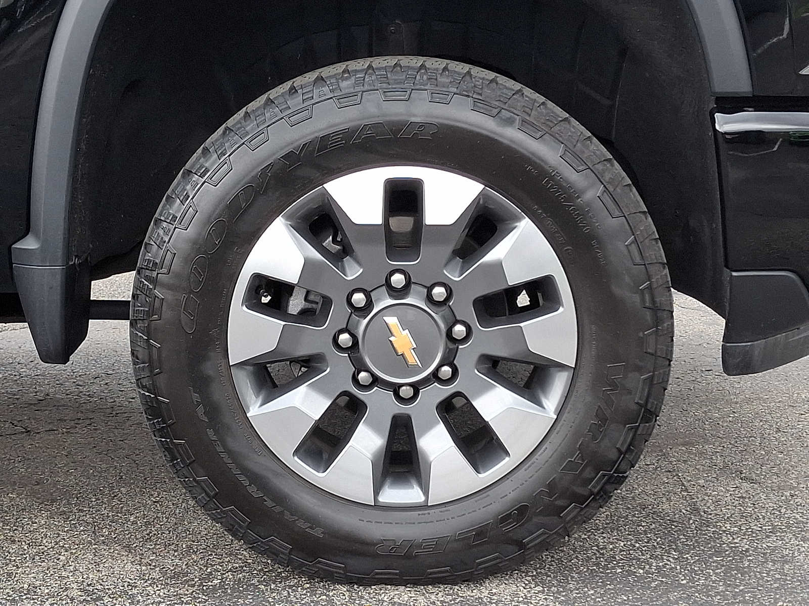 2025 Chevrolet Silverado 2500HD Custom - Photo 8
