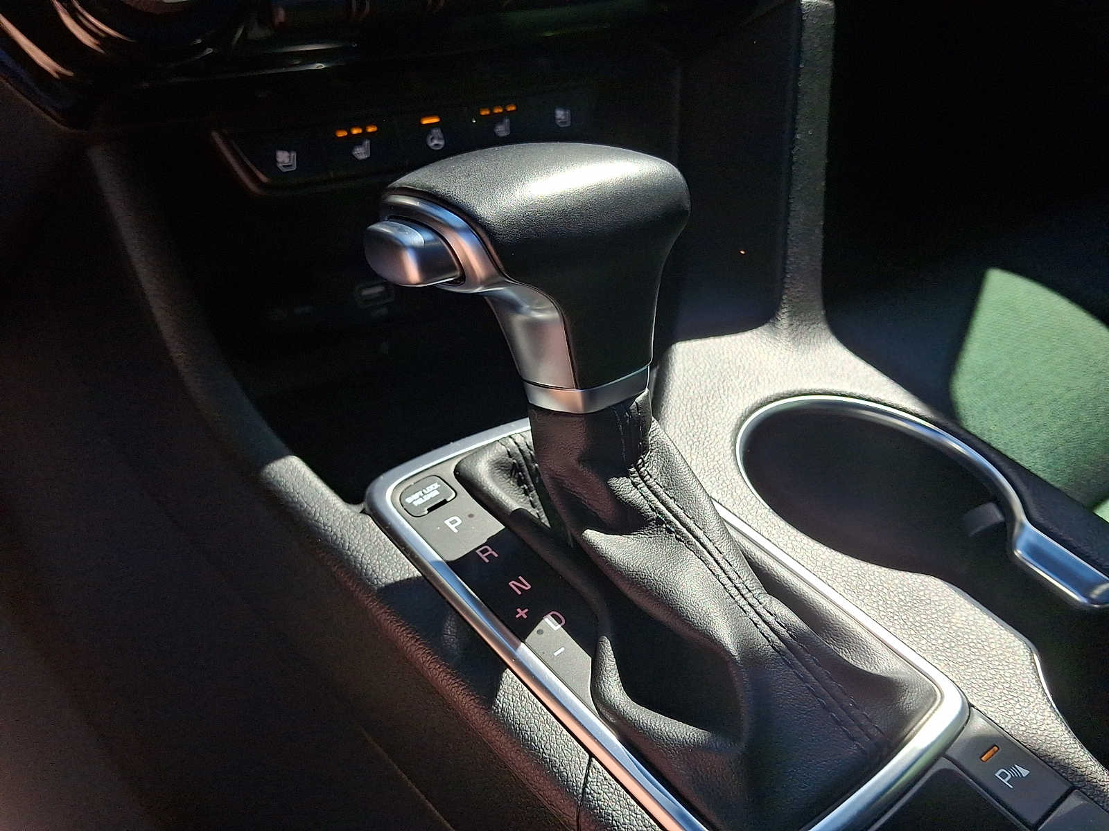 2022 Kia Sportage SX Turbo - Photo 16
