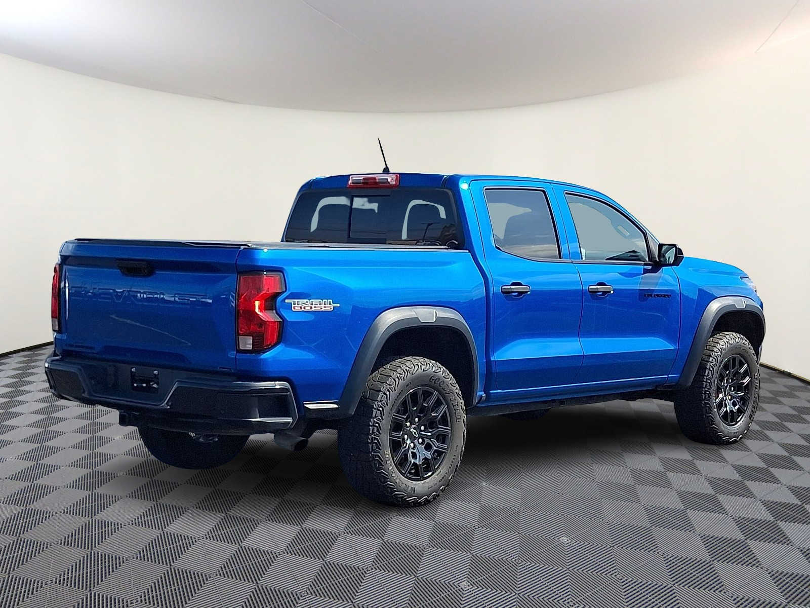 2023 Chevrolet Colorado Trail Boss - Photo 6