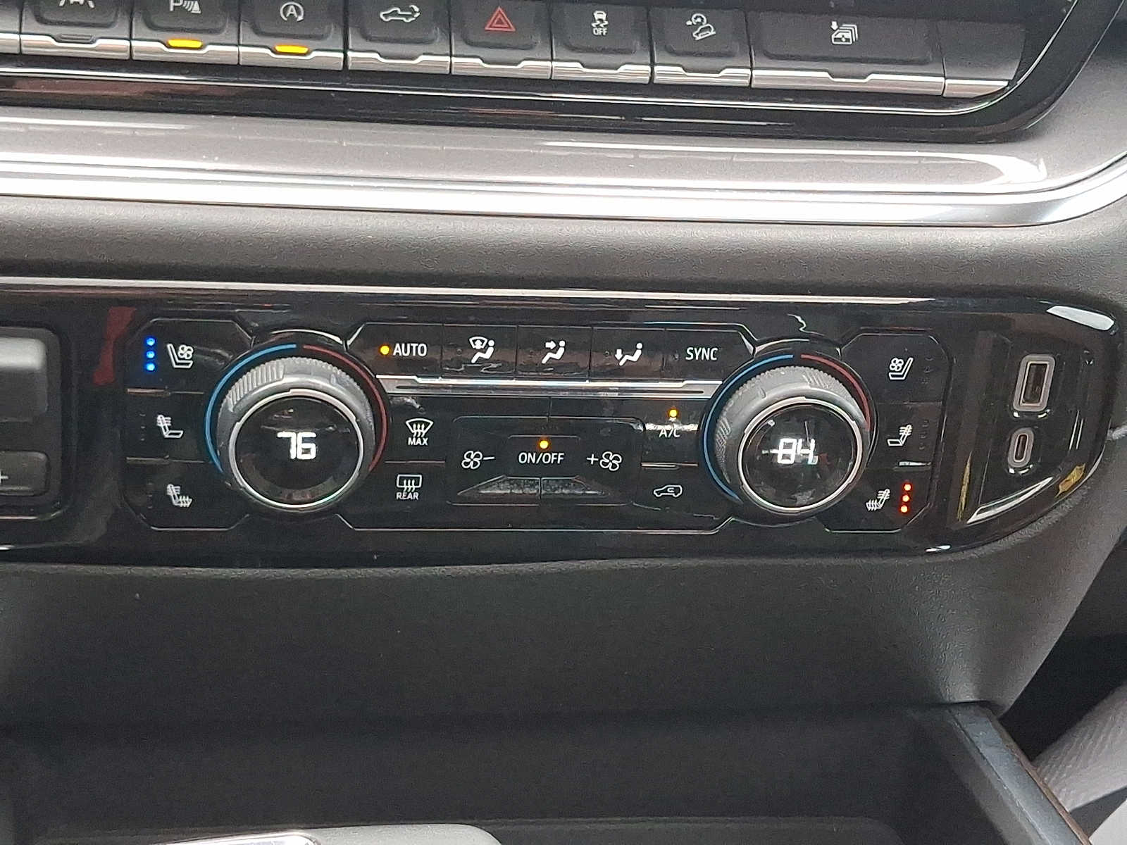 2024 Chevrolet Silverado 1500 High Country - Photo 18