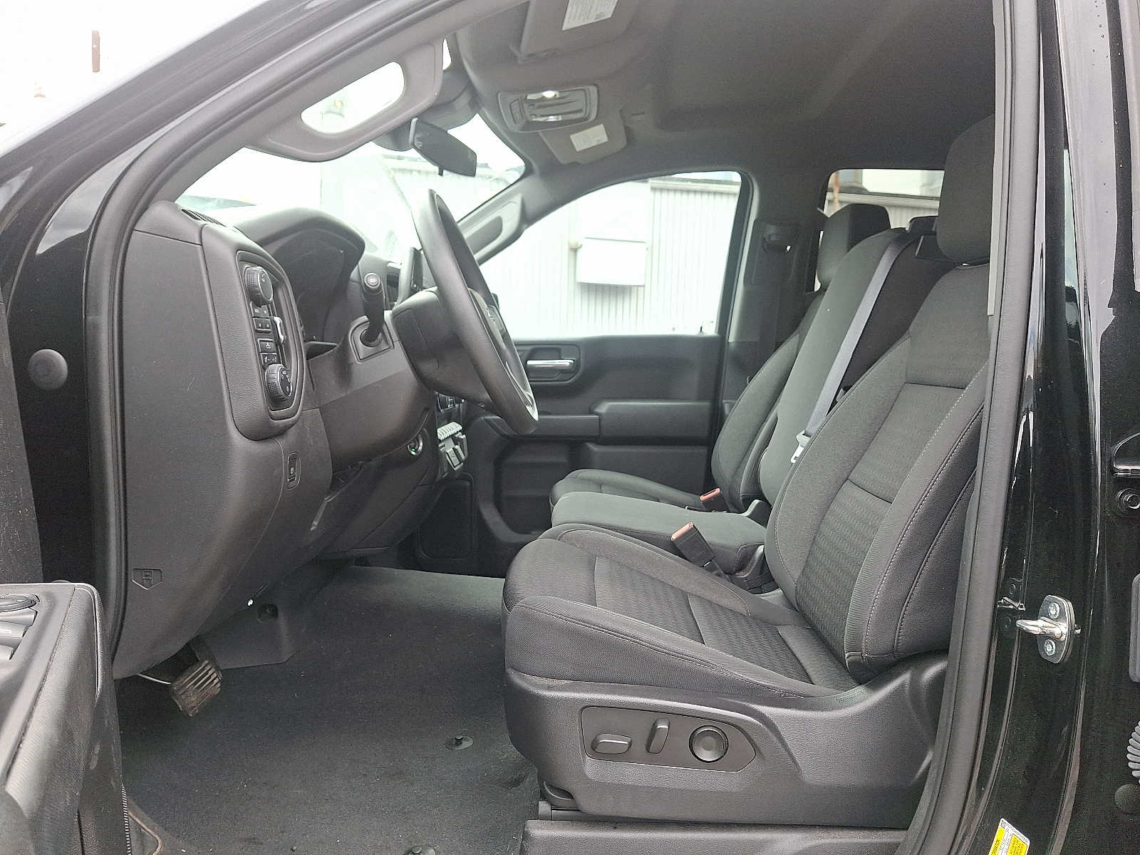 2023 Chevrolet Silverado 1500 Custom - Photo 25