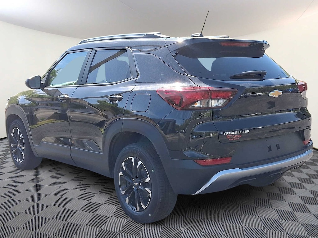 Used 2023 Chevrolet Trailblazer LT SUV