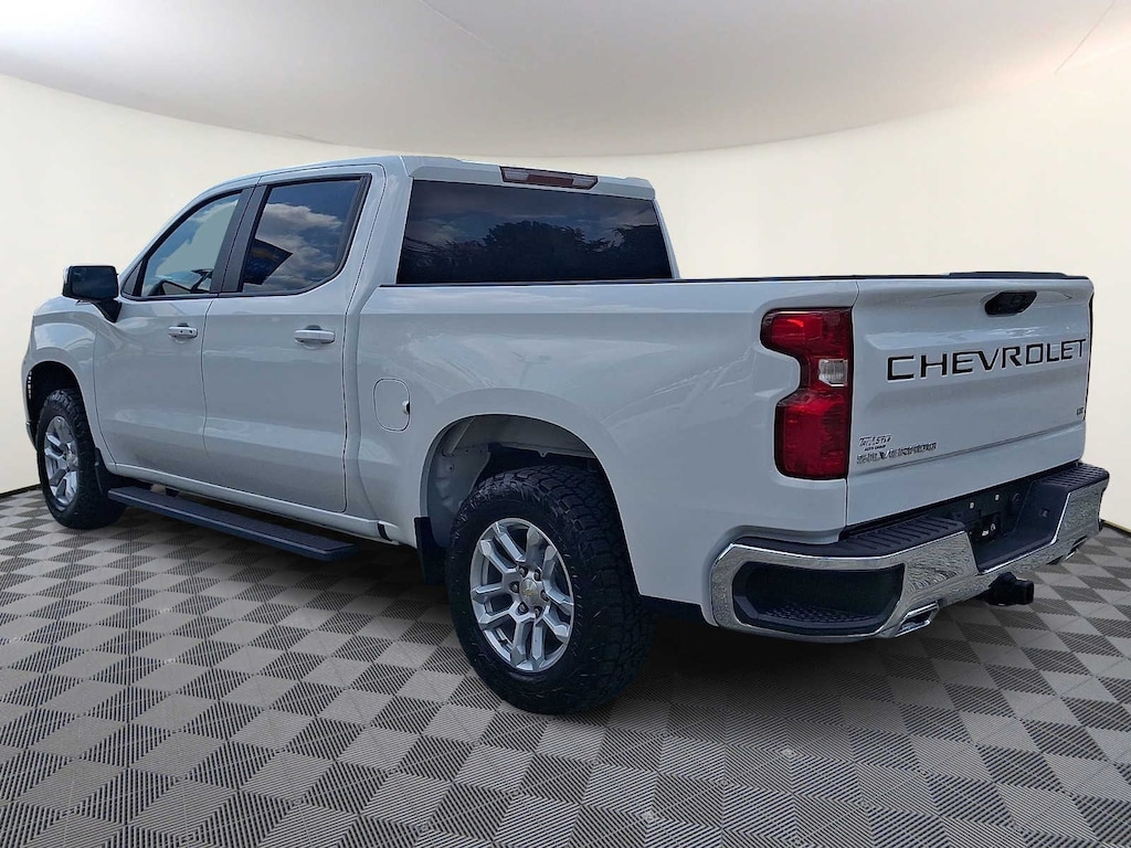 Used 2023 Chevrolet Silverado 1500 LT Truck Crew Cab