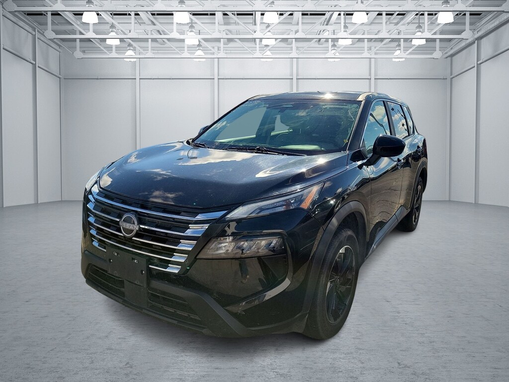 Used 2025 Nissan Rogue SV Front-Wheel Drive