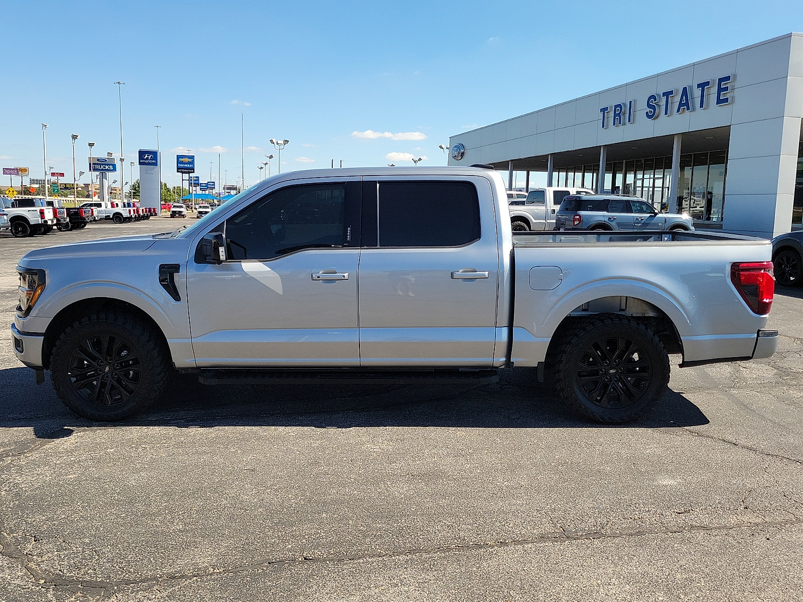 Used 2024 Ford F-150 XLT 4x2 SuperCrew Cab 5.5 ft. box 145 in. WB
