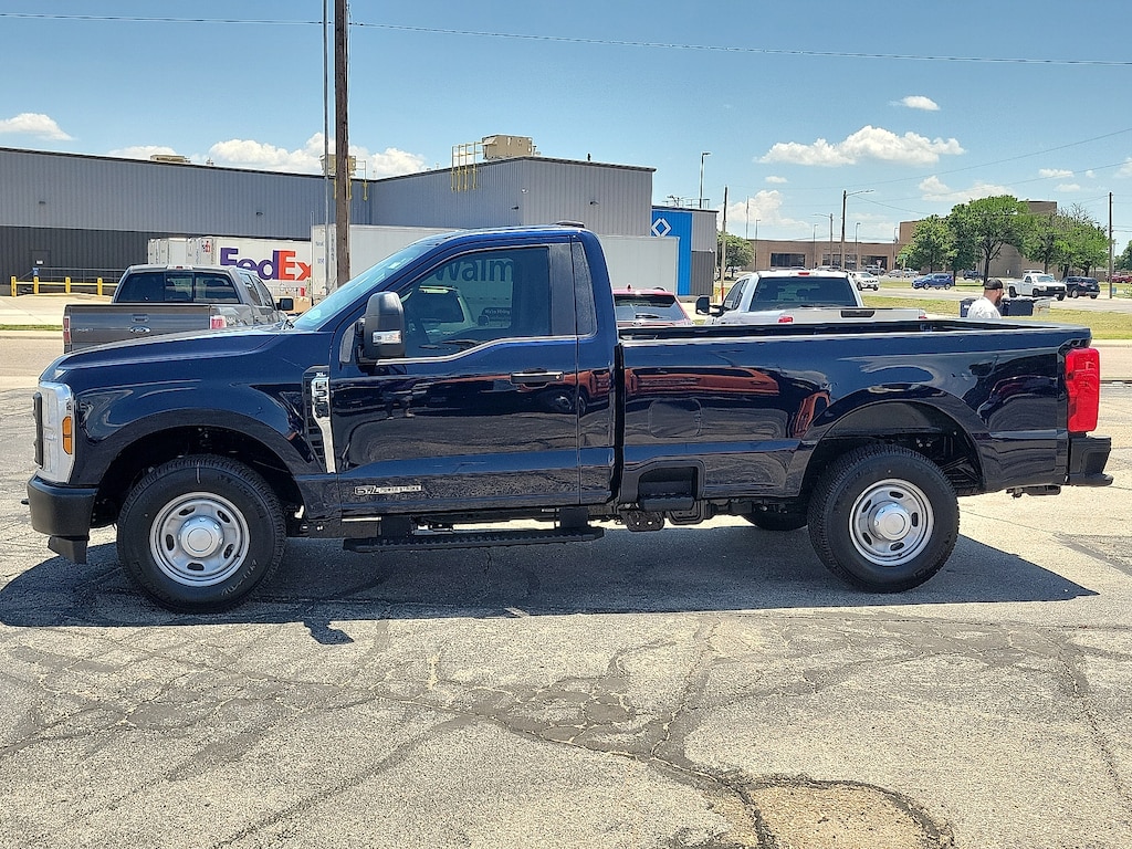 New 2025 Ford Super Duty F-350® XL TRUCK