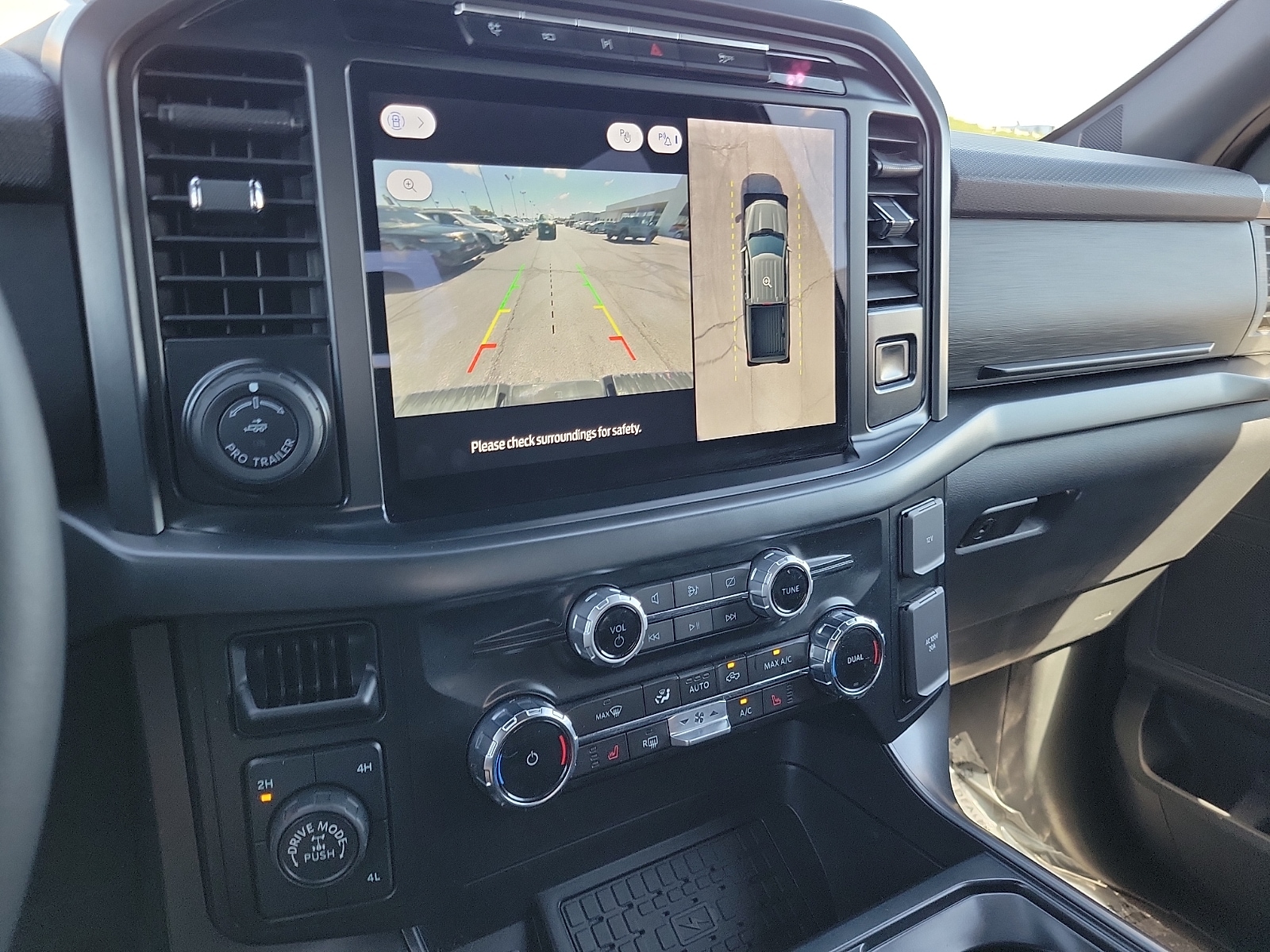 2024 Ford F-150 XLT - Photo 14