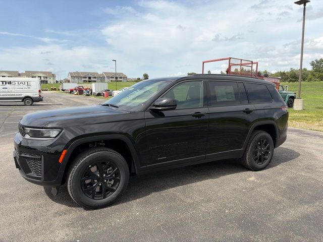 2026 Jeep Grand Cherokee L Laredo