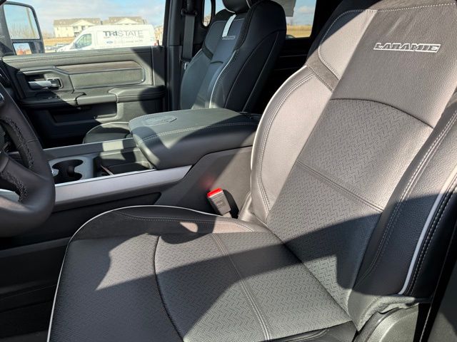 2026 RAM 2500 Laramie - Photo 13