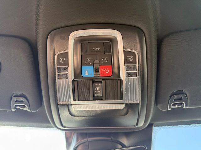 2026 RAM 2500 Laramie - Photo 18