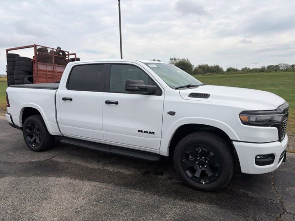 New 2027 Ram 1500 BIG HORN CREW CAB 4X4 5'7 BOX Pickup