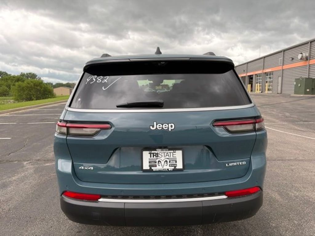 New 2026 Jeep Grand Cherokee L LIMITED 4X4 Sport Utility