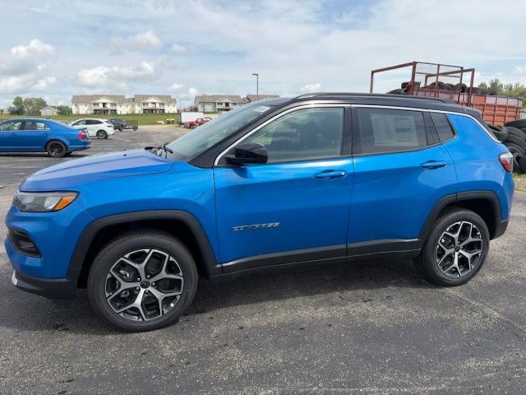 New 2026 Jeep Compass LIMITED 4X4 Sport Utility