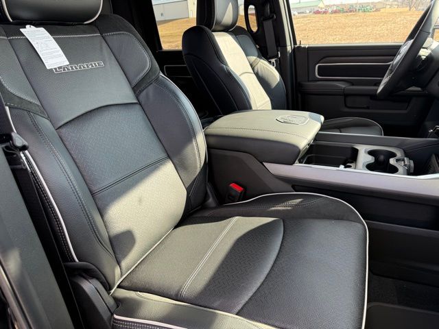 2026 RAM 2500 Laramie - Photo 14
