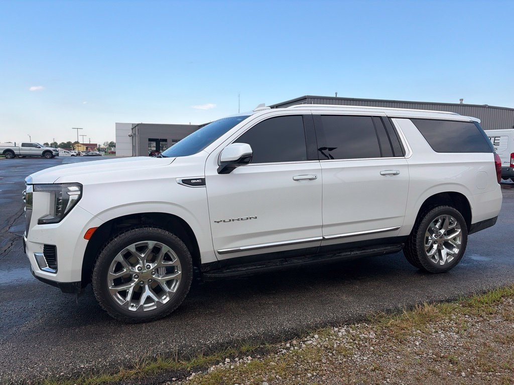 2024 GMC Yukon XL SLT