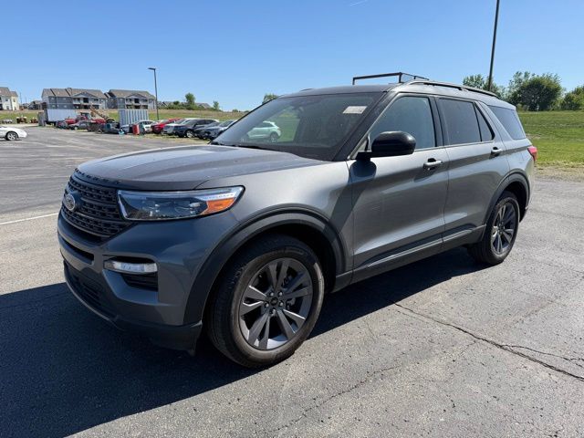 2024 Ford Explorer XLT