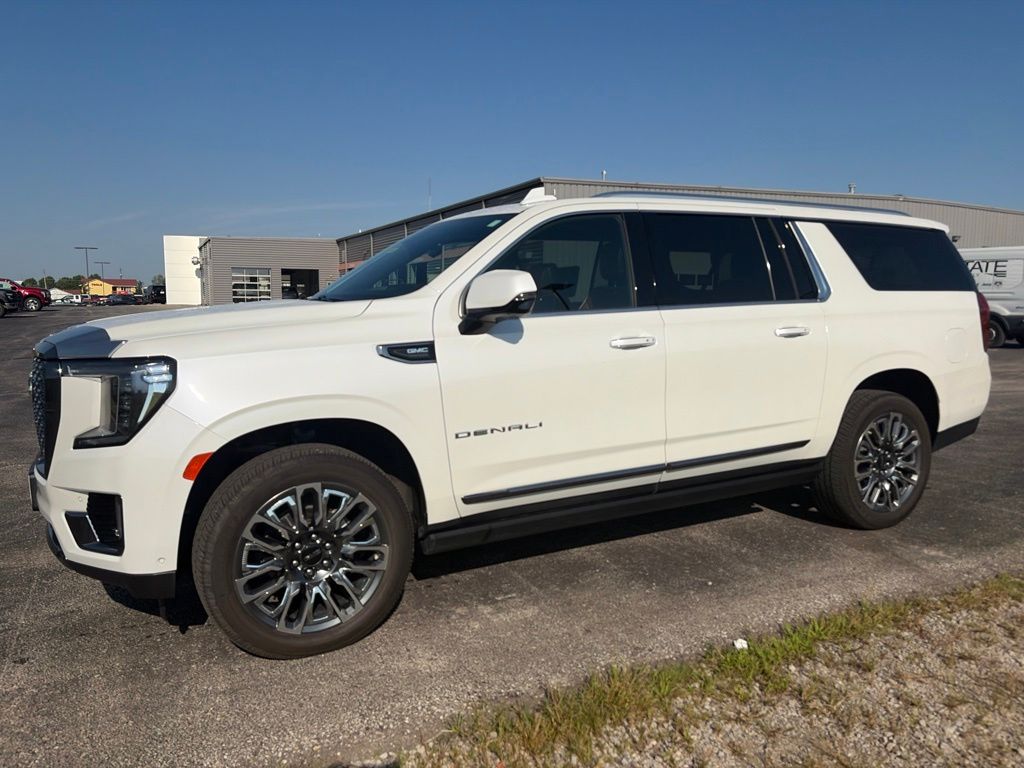2024 GMC Yukon XL Denali Ultimate