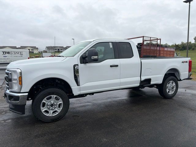 2026 Ford F-350 Super Duty XLT