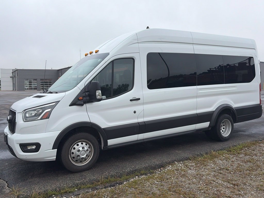 2023 Ford Transit Passenger Van XLT