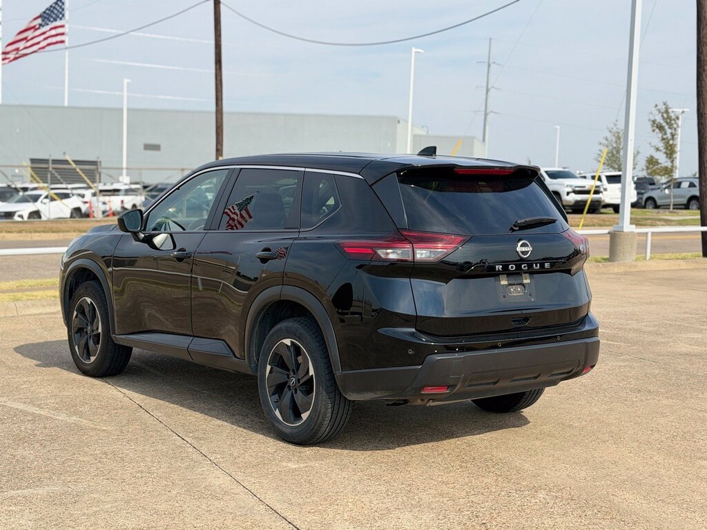 Certified 2025 Nissan