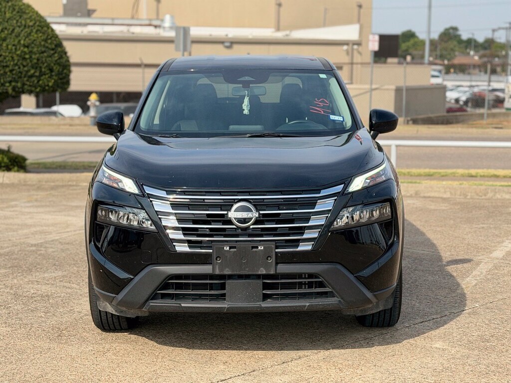 Certified 2025 Nissan