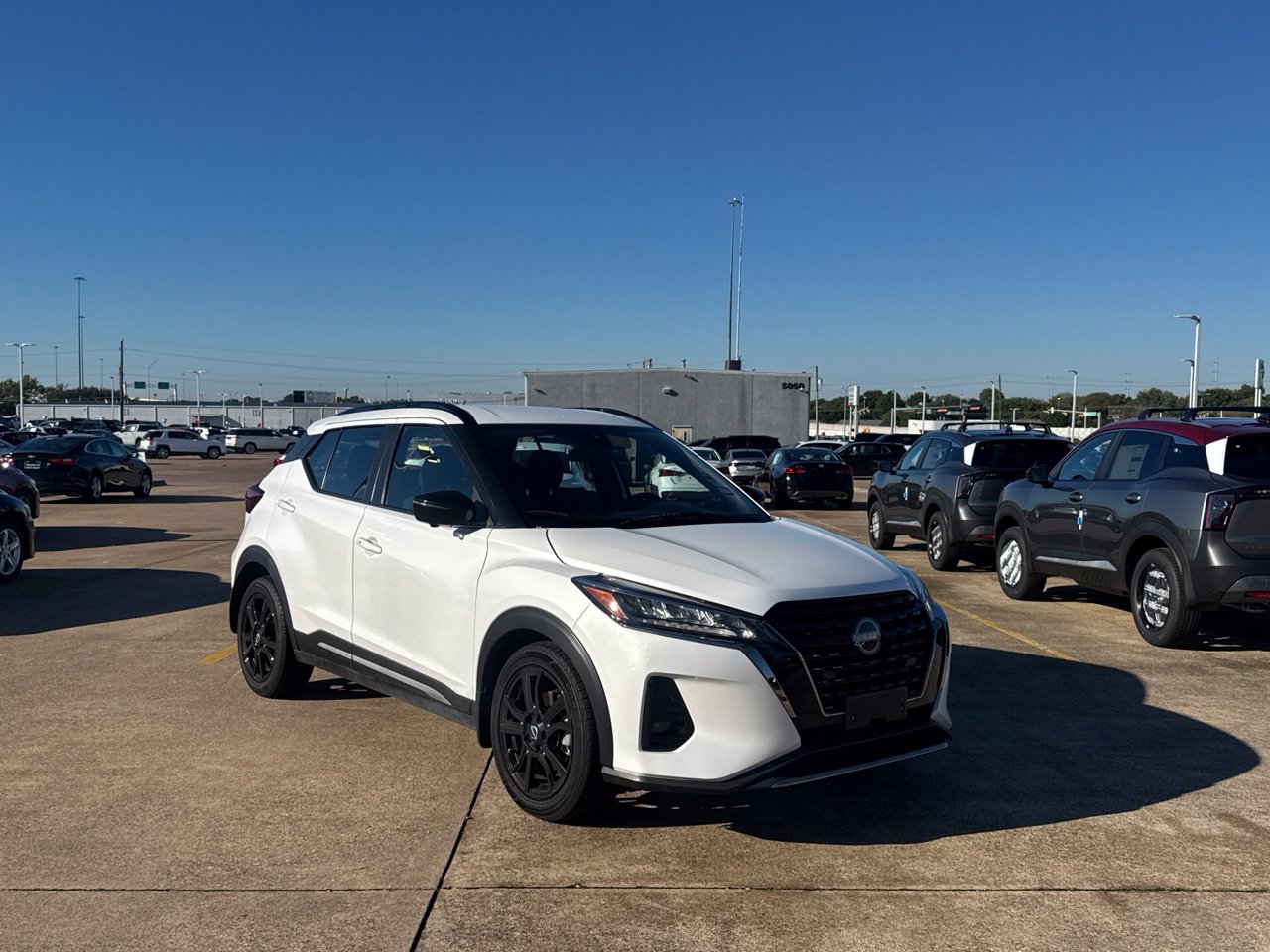 2023 Nissan Kicks
