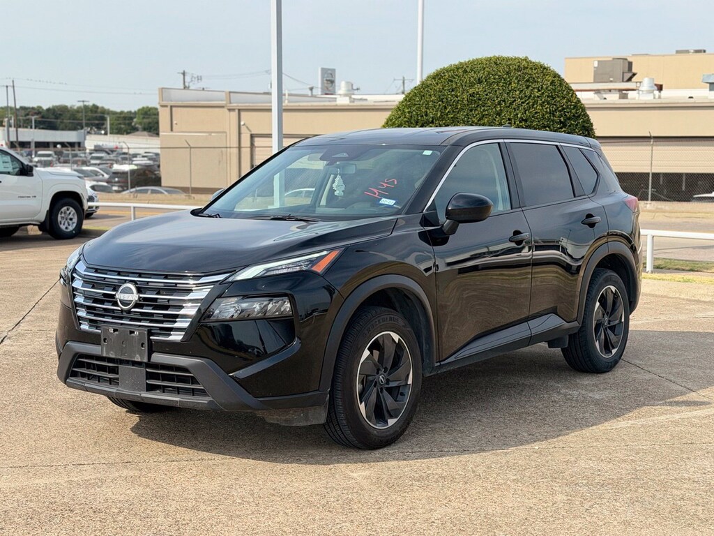 Certified 2025 Nissan